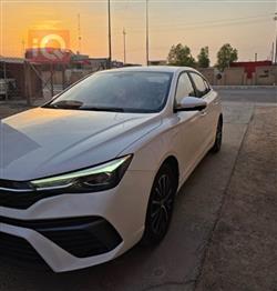 MG 5 Plus
